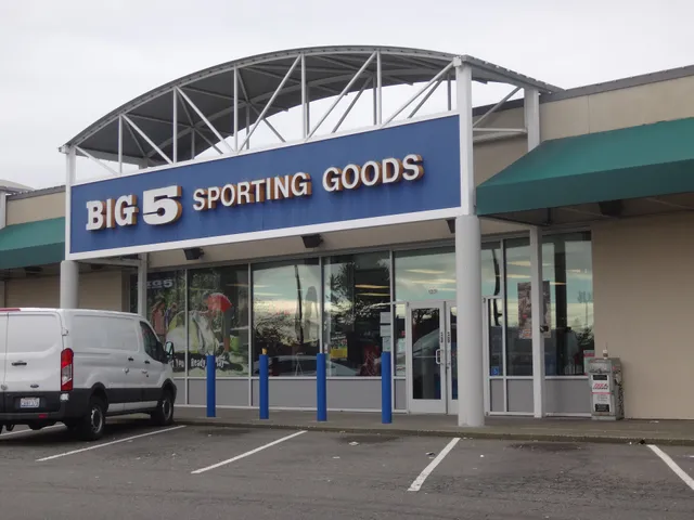 Big 5 Sporting Goods