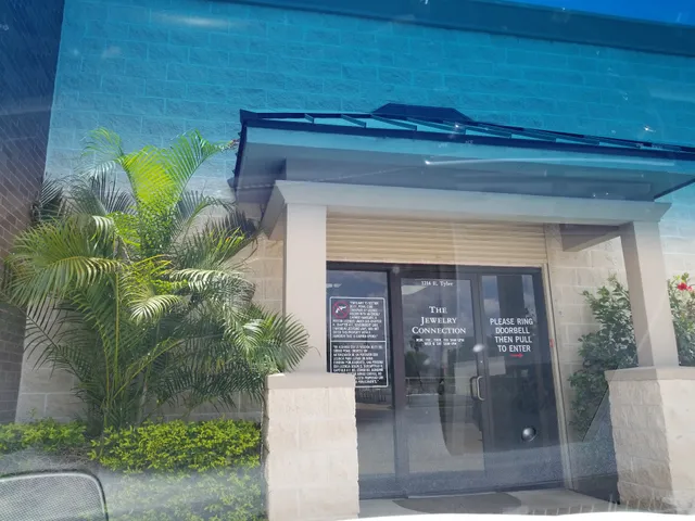 The Jewelry & Gun Connection