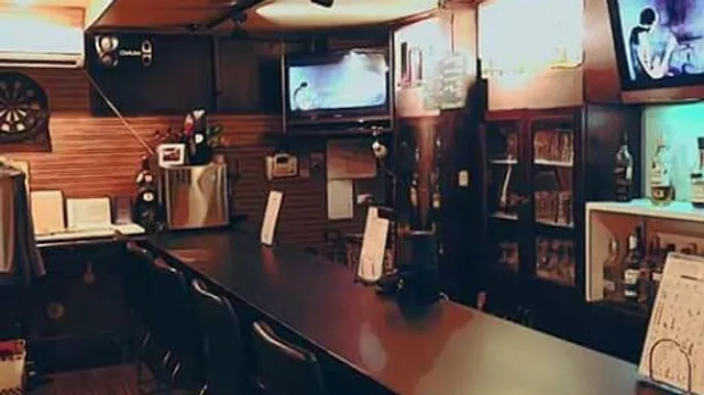 バー モア（Bar More）