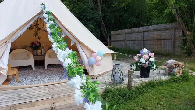 Hopgarden Glamping and Camping