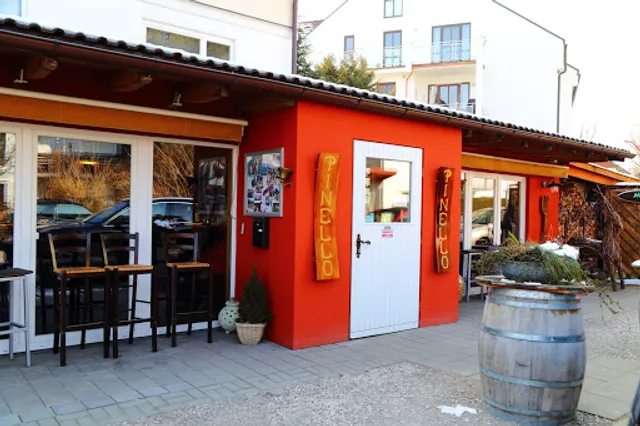 Pinello Restaurant