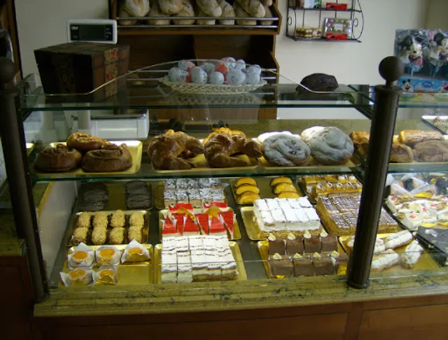 Panadería Pastelería La Flor