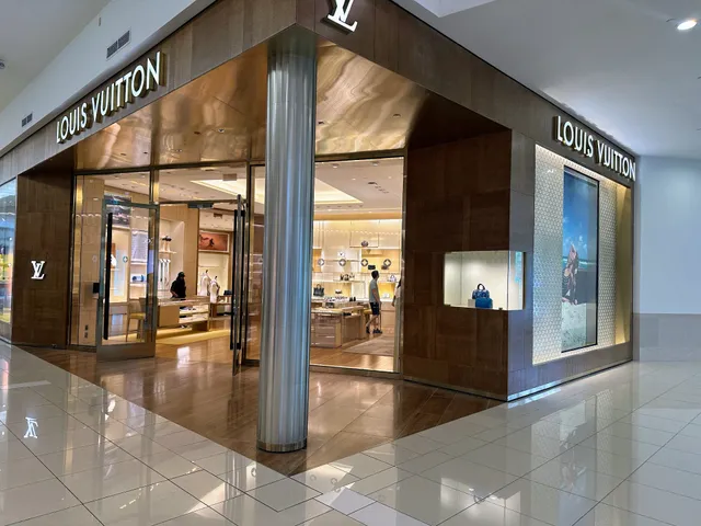 Louis Vuitton Cincinnati Kenwood