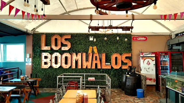 Boomwalos