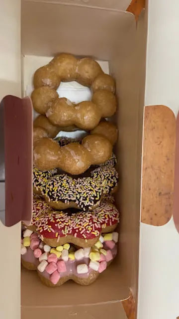 Mister Donut Save & Safe Dali Shop