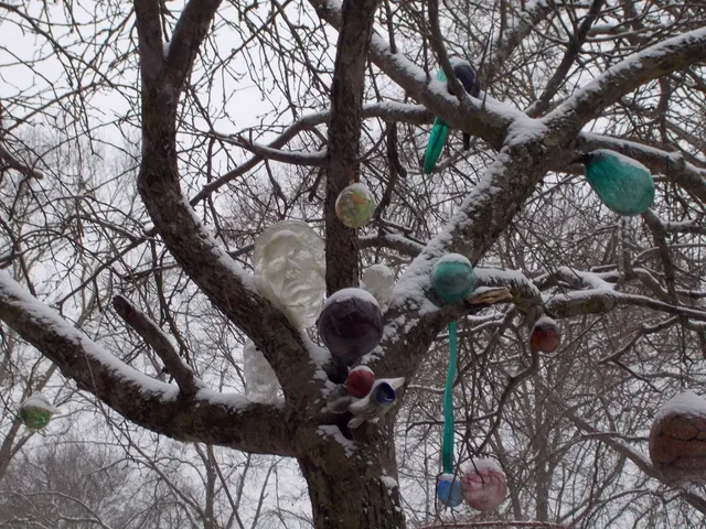 Bendzunas Glass and Pottery