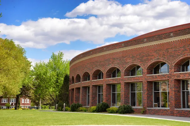 Reiland Fine Arts Center