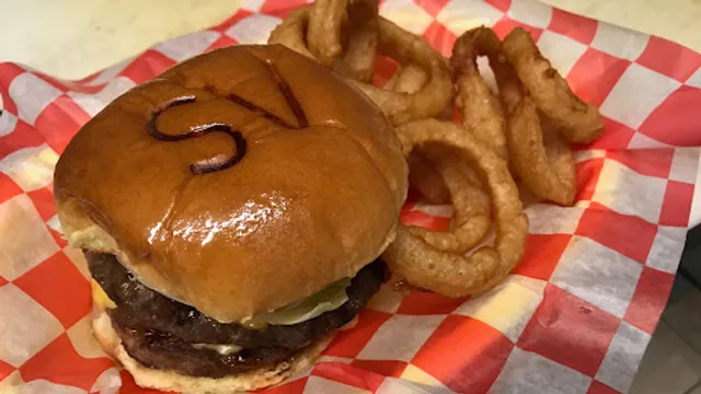 Hell's Hollow Kitchen & Bar