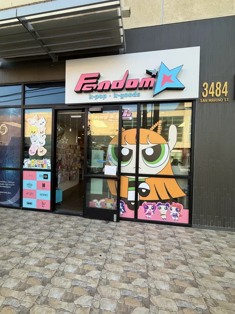 Fandom K Kpop Store
