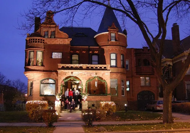 Schuster Mansion Bed & Breakfast