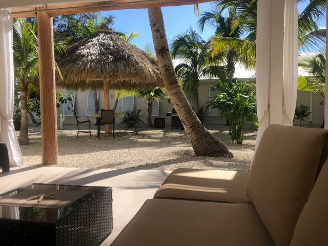 The Pura Vida Placida