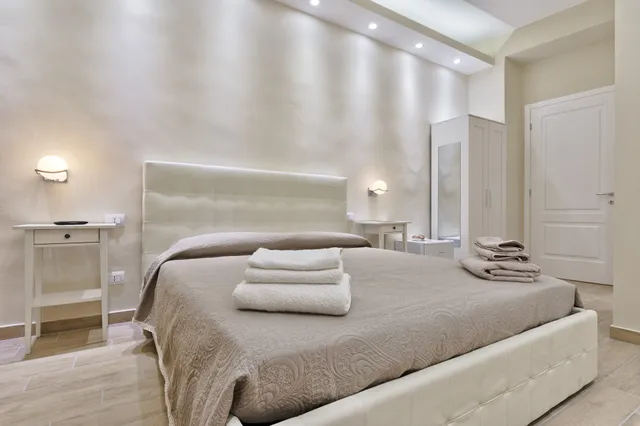 Il Guardinfante Apartments