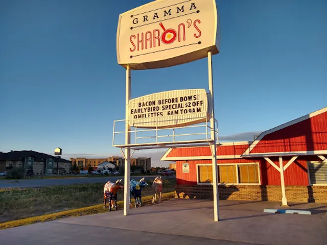 Gramma Sharon's | Family Restaurant