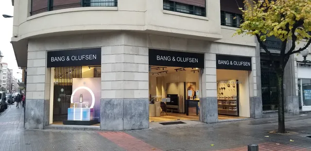 Bang & Olufsen