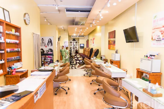 Elegant Nails & Spa (Greenwich)