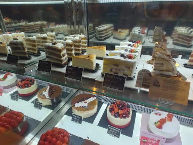 투썸플레이스부천역로데오점