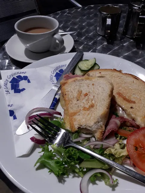 Le Crazy Croissant