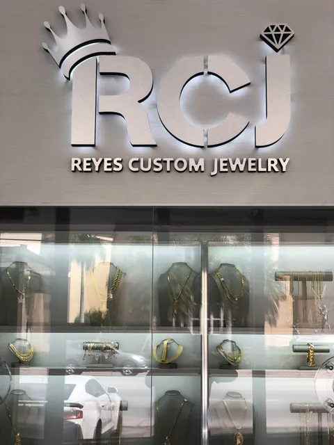 Reyes Custom Jewelry