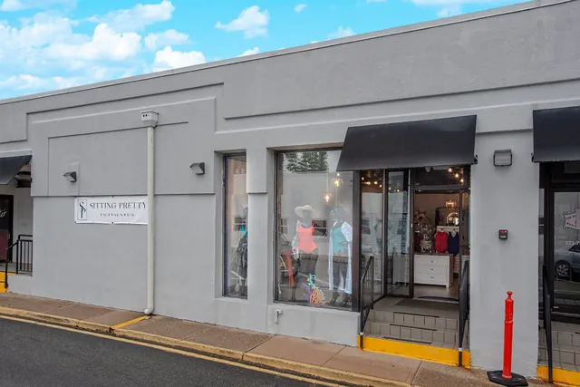 Sitting Pretty Intimates