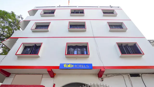 FabExpress Vairagi inn