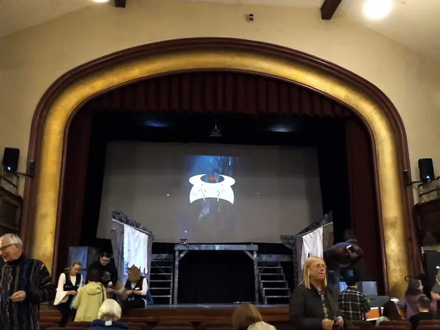 Franklin Opera House Inc