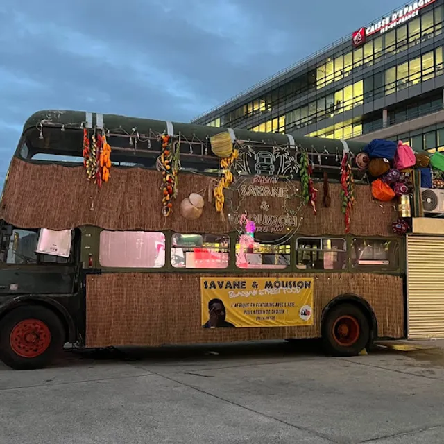 Savane & Mousson Streetfood - Le Bus