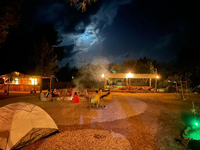 KABAK FAMOUS CAMPİNG- Kamp Alanı- Çadır Yeri- Restoran