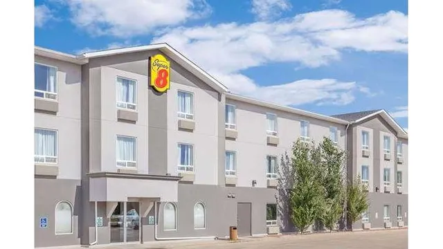 Super 8 by Wyndham Athabasca AB