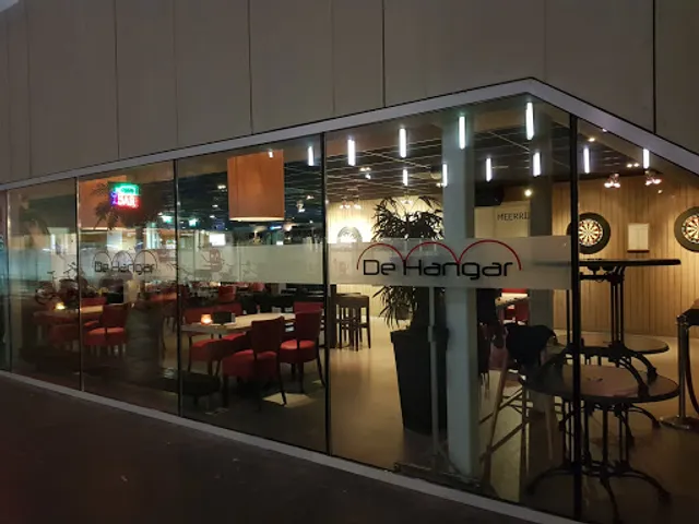 Café/Zalencentrum De Hangar