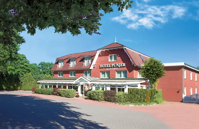 PÜNJER Hotel und Pension