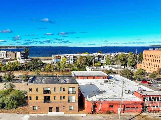 The Loop Downtown by Kasa