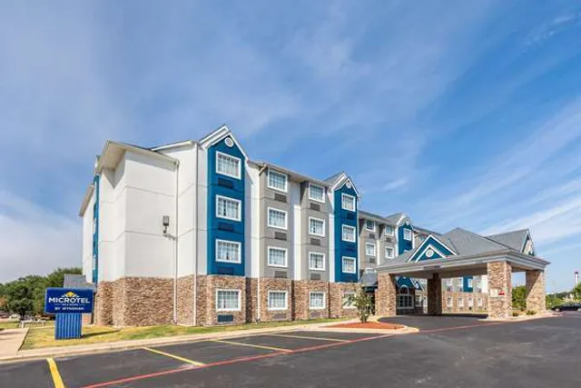 Microtel Inn & Suites by Wyndham Bossier City