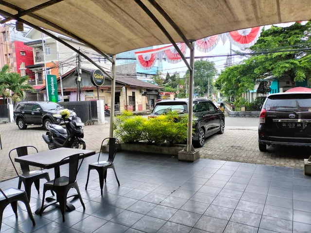 The gade coffee & gold