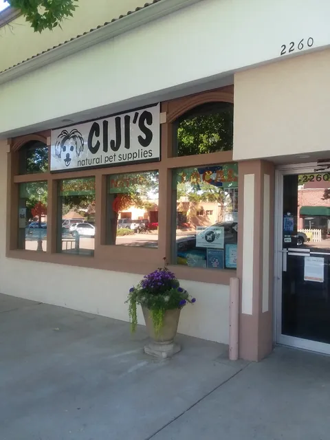 Ciji's Natural Pet Supplies