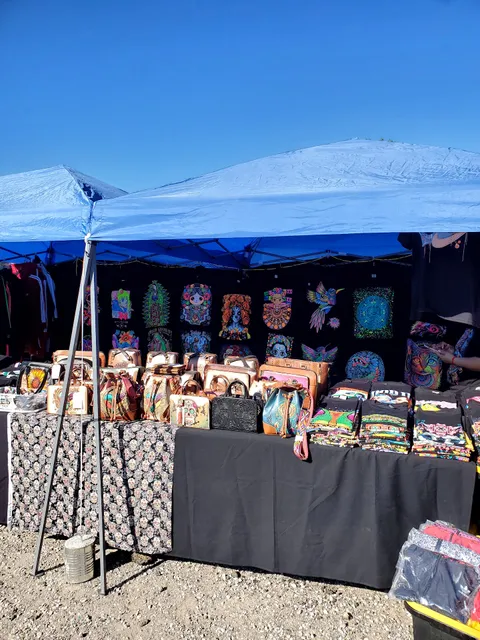 Boulevard Swap 'n' Shop