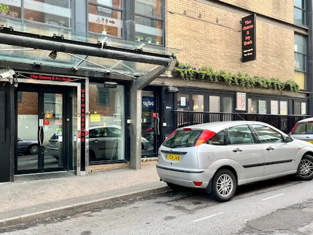 The Ounce & Ivy Bush - JD Wetherspoon