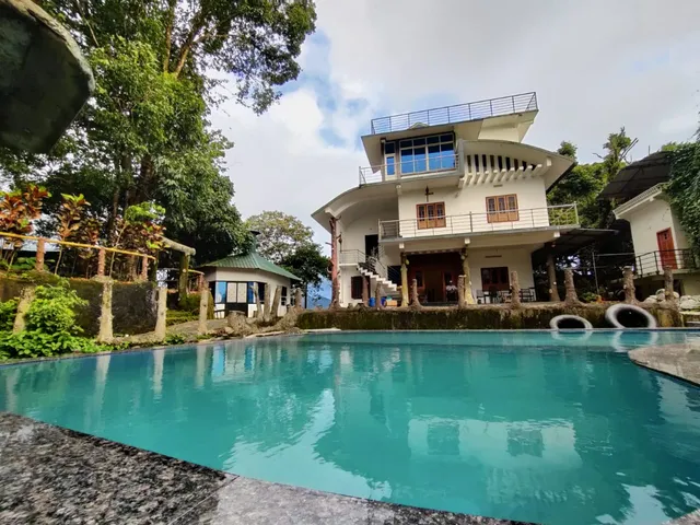 Neebar Gate Resorts, Kakkadampoyil