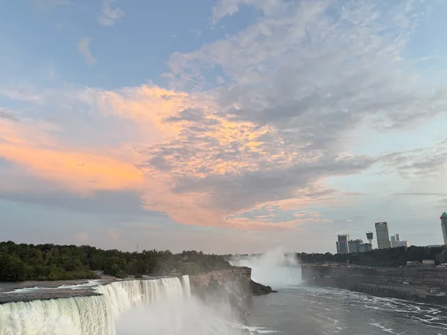 One Niagara Welcome Center Parking