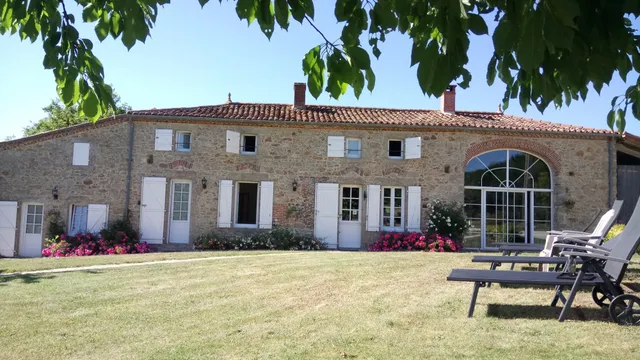 Chambres d'hôtes du Logis de la Bénétière proches du Puy du Fou