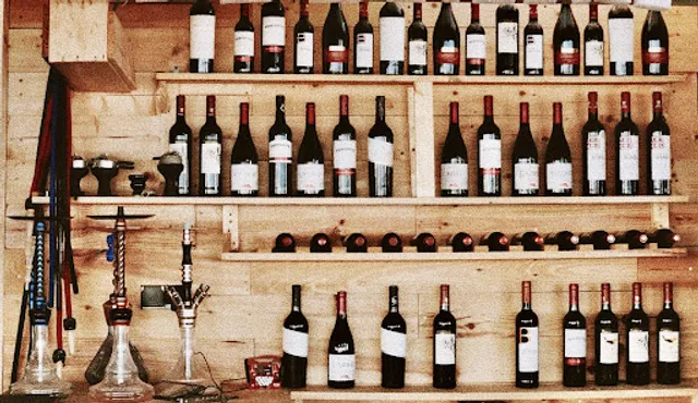 Sun and Drink Lounge