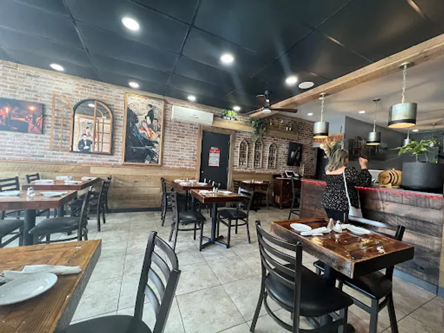 Bella Trattoria E Pizzeria