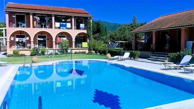 Gregory-Vassilis Apartments