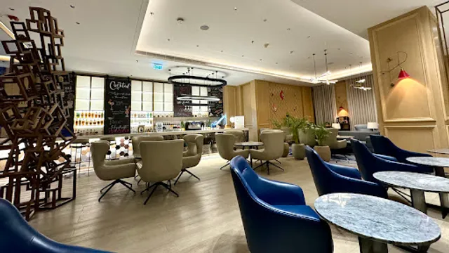 Latitude- Bar & Lounge