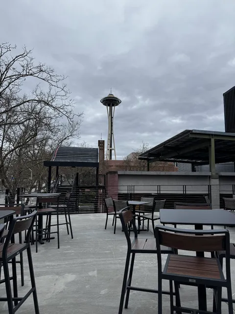 Tom's Watch Bar - Seattle Center