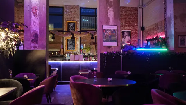 Restaurant Huuhaa Astro Bar & bistro