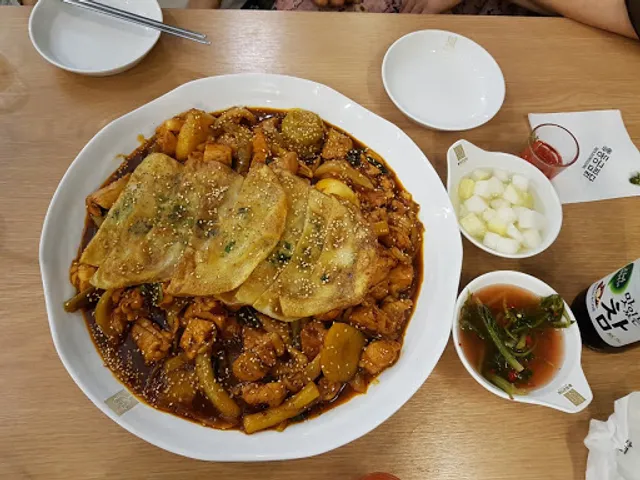 동궁찜닭 죽전장기점