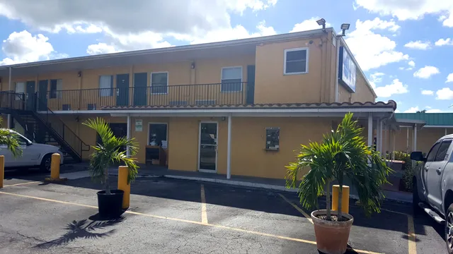 Horizon Inn & Suites