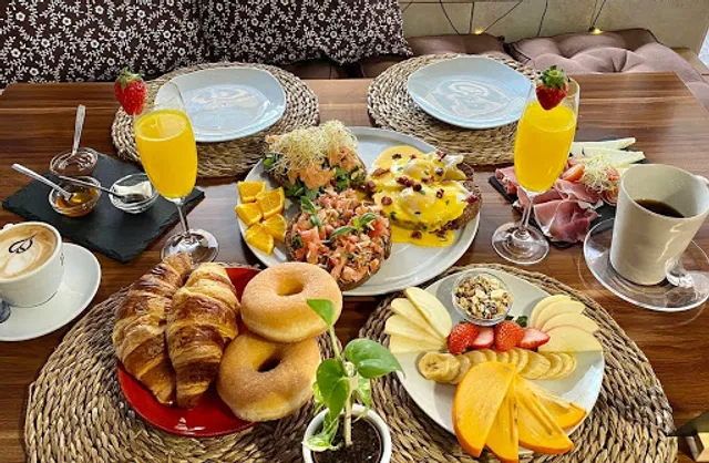 SIMPLE Coffee Brunch