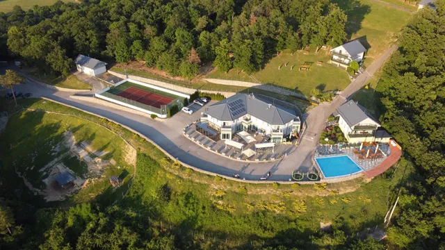 Inovec Cottage & Spa Apartment Houses