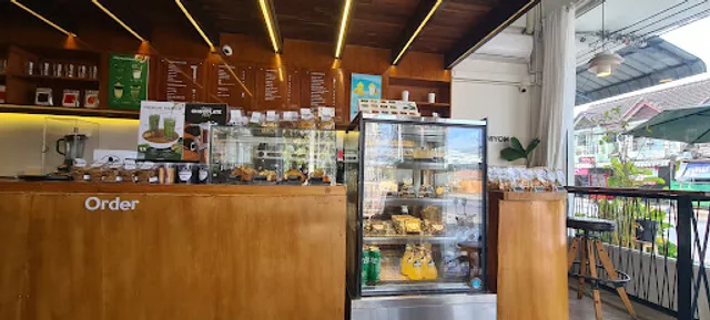 Roastniyom Coffee - สันป่าตอง